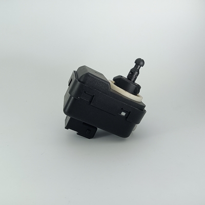 Regulator silnika do regulacji reflektorów samochodowych 12V / 24V
